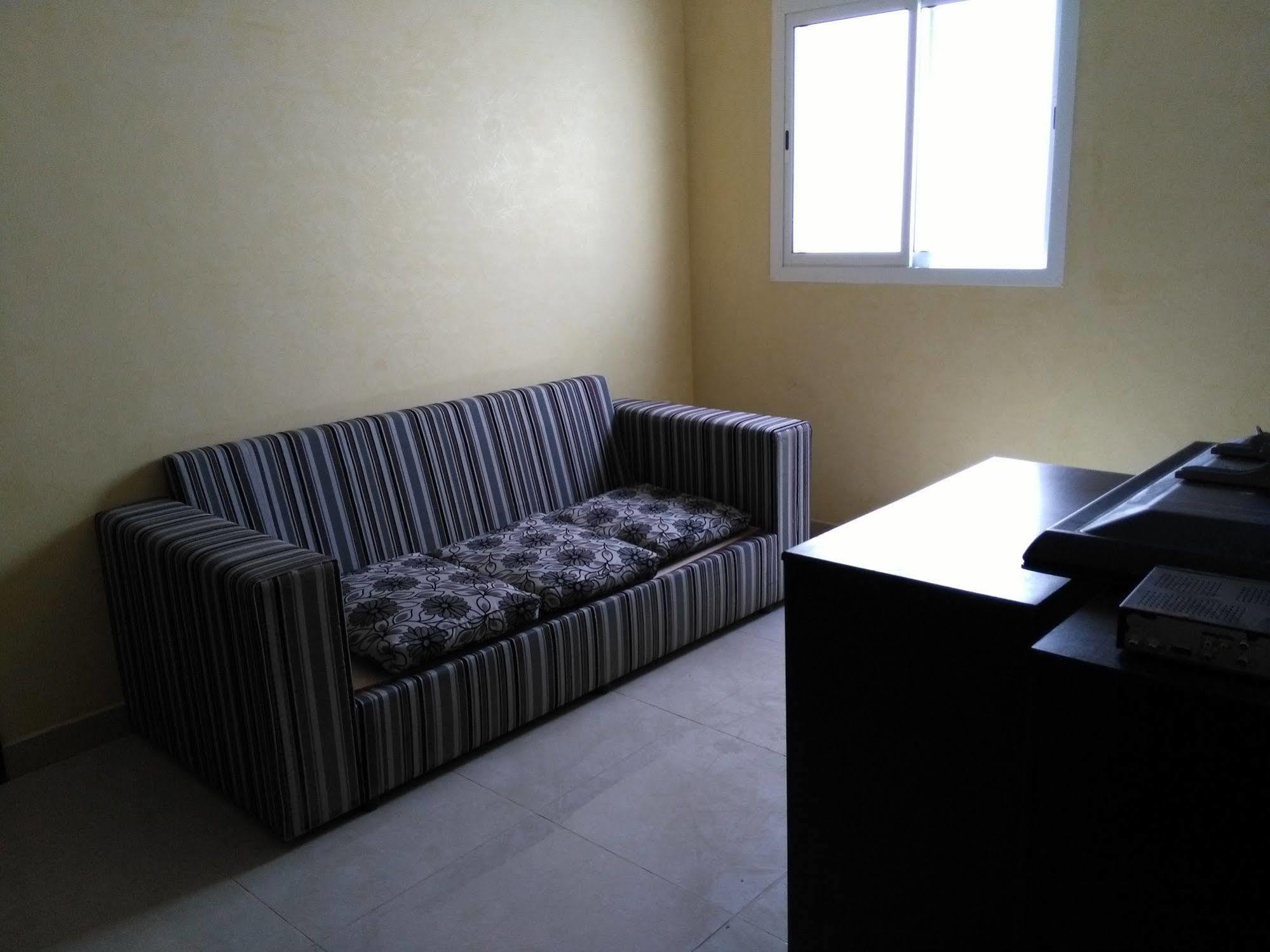 Aram Room Riyadh Exteriör bild